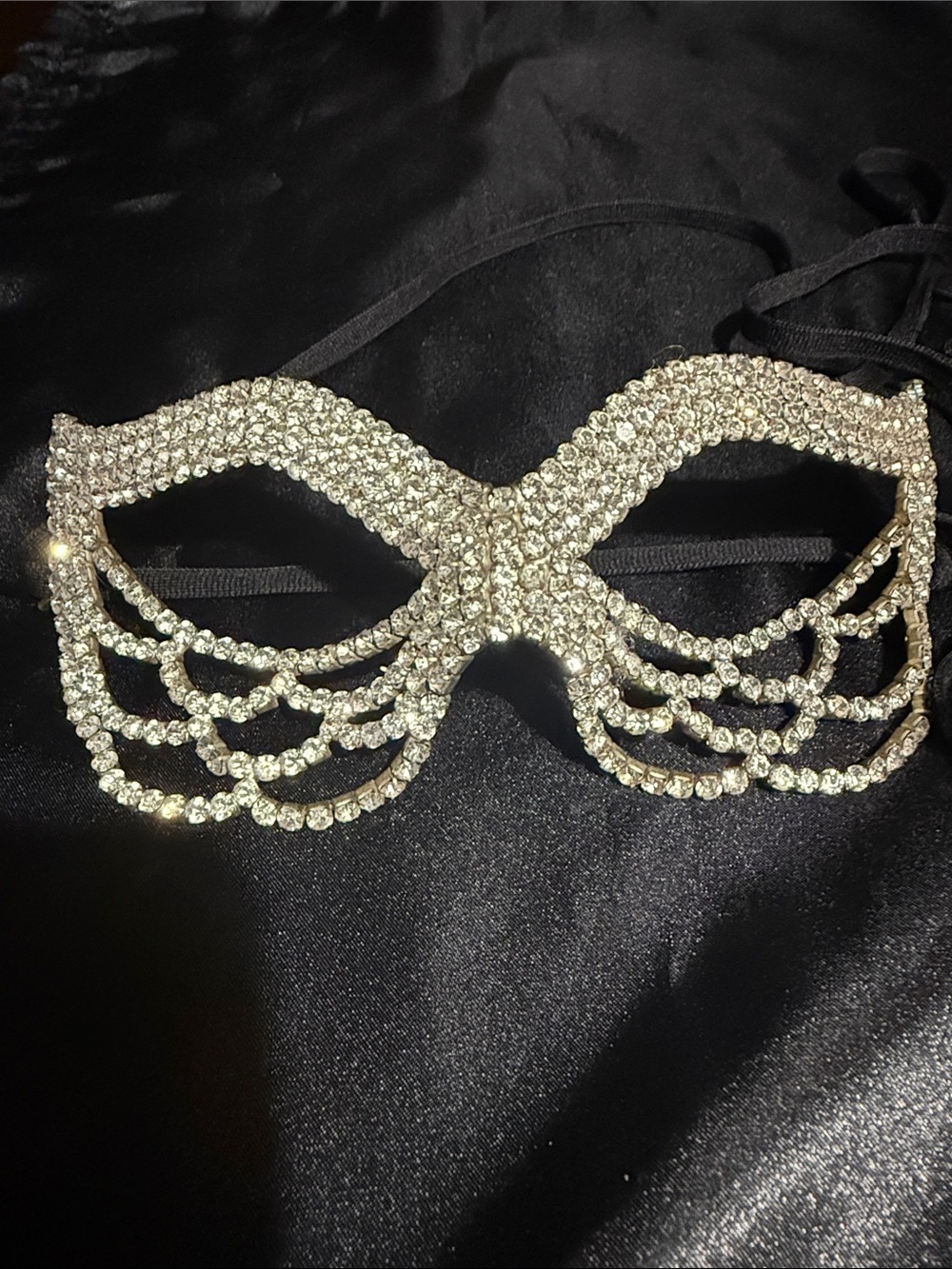 Crystal Rhinestone Masquerade Eye Mask - Silver